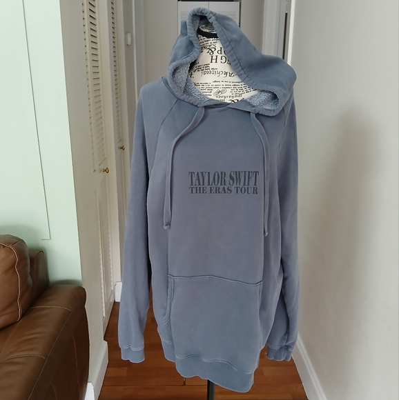 Taylor Swift Eras Tour 2023 Gray‎ Hoodie - Picture 1 of 9